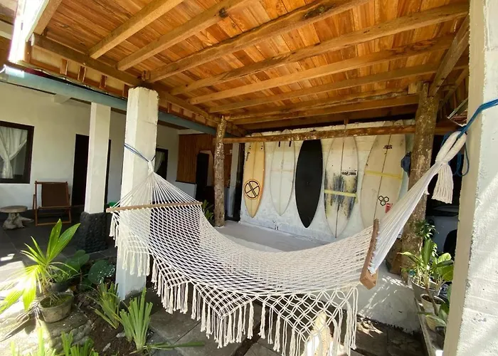 Medewi Good Vibes Stay&surf *